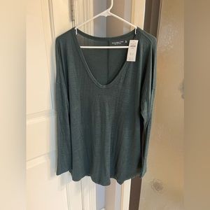 NWT Abercrombie & Fitch Soft A&F Cozy Long Sleeve - Size XL